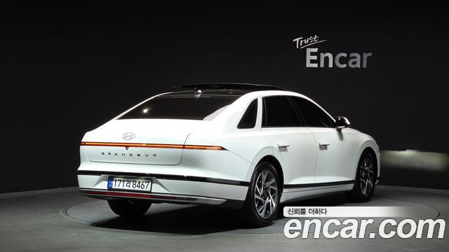 Hyundai Grandeur (GN7) 2,5 Gasoline 2WD Premium 2024 — фото 2