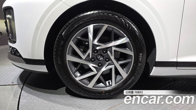 Hyundai Grandeur (GN7) 2,5 Gasoline 2WD Premium 2024 — фото 5