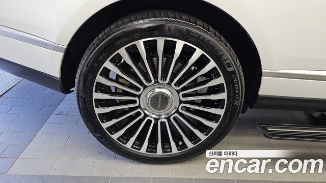 Land Rover Range Rover (IV) 5.0 SC AB LWB 2019 — фото 5