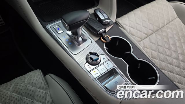Genesis G70 Gasoline 2.0T 4WD 2021 — фото 9