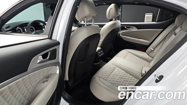 Genesis G70 Gasoline 2.0T 4WD 2021 — фото 15