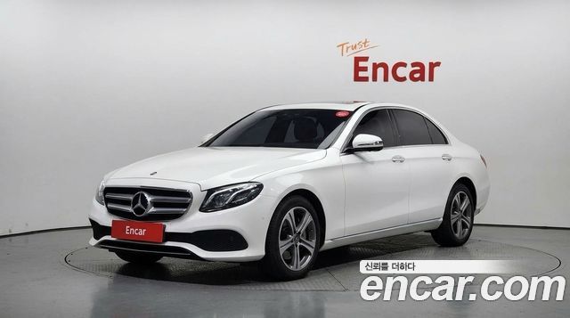Mercedes-Benz E-Class (W213) E300 4MATIC Avnatgarde