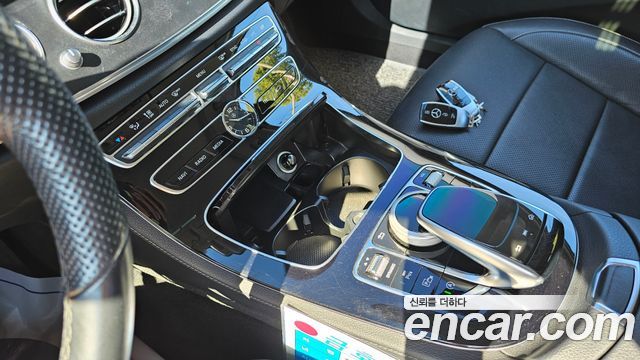 Mercedes-Benz E-Class (W213) E300 4MATIC Avnatgarde 2018 — фото 20