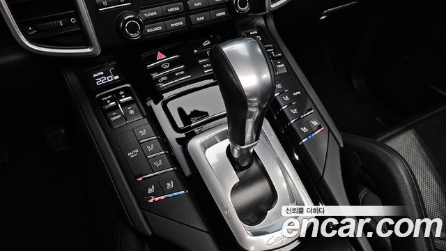 Porsche Cayenne 3.0 Diesel Platium Edition 958 2017 — фото 9