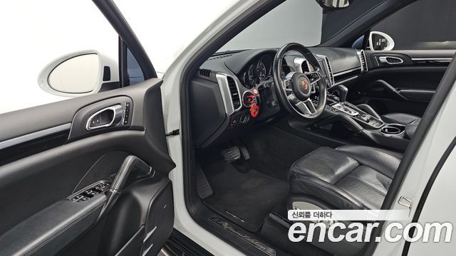 Porsche Cayenne 3.0 Diesel Platium Edition 958 2017 — фото 15