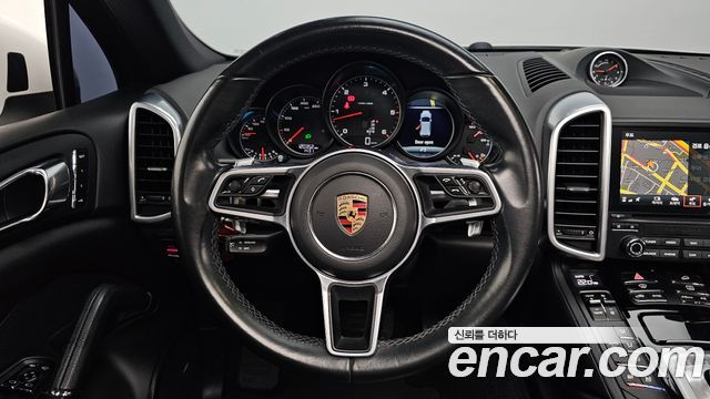 Porsche Cayenne 3.0 Diesel Platium Edition 958 2017 — фото 17