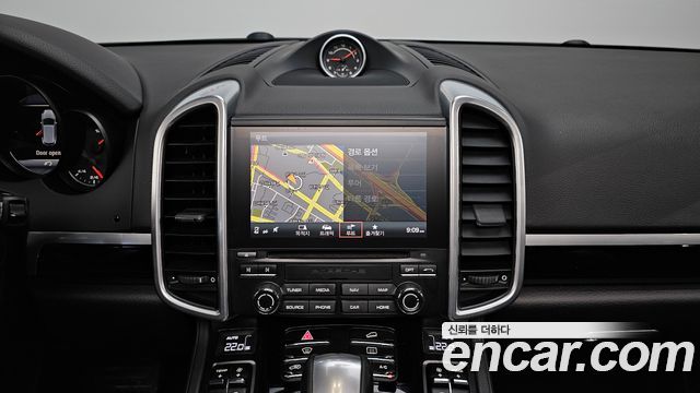 Porsche Cayenne 3.0 Diesel Platium Edition 958 2017 — фото 18