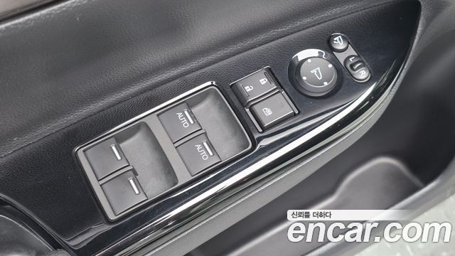 Honda Accord 2.0 Hybrid 9th 2017 — фото 14