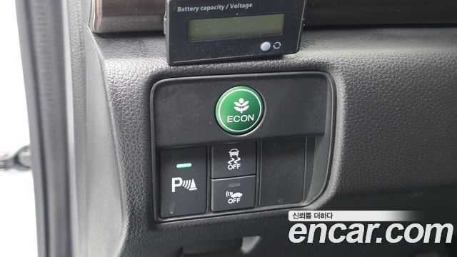 Honda Accord 2.0 Hybrid 9th 2017 — фото 15