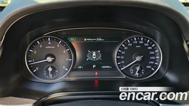 Kia K9 3.8 GDI AWD PlatinumⅡ 2020 — фото 8