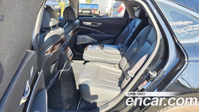 Kia K9 3.8 GDI AWD PlatinumⅡ 2020 — фото 11