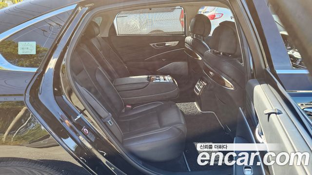 Kia K9 3.8 GDI AWD PlatinumⅡ 2020 — фото 17