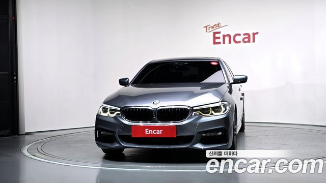 BMW 5 Series (G30) 520d xDrive M Sport Package Plus 2017 — фото 3