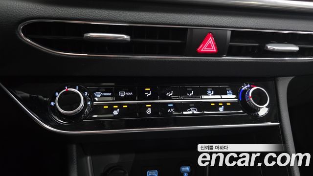 Hyundai Sonata (DN8) 2.0 Premium 2020 — фото 18