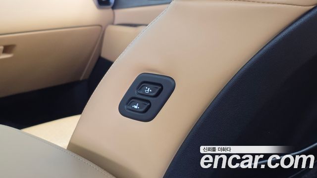 Kia Sorento (IV) Diesel 2.2 2WD Prestige 2023 — фото 17
