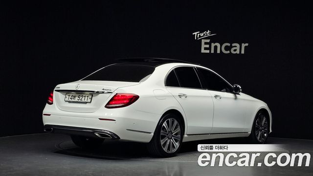 Mercedes-Benz E-Class (W213) E400 4MATIC Exclusive 2017 — фото 2