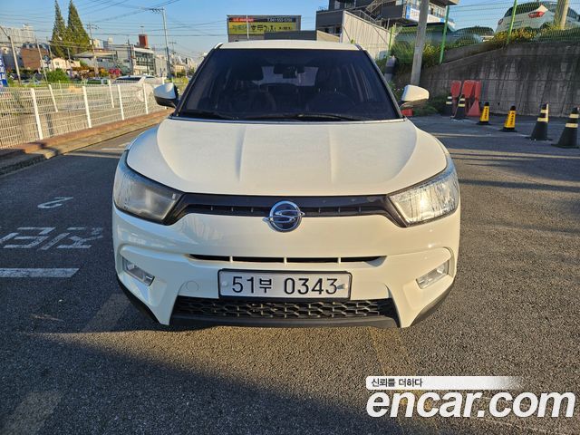 KG Mobility (SsangYong) Tivoli LX 2WD DLX