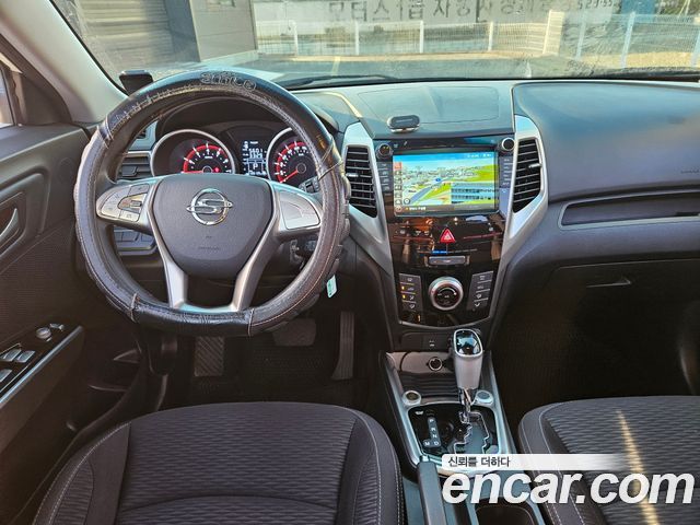 KG Mobility (SsangYong) Tivoli LX 2WD DLX 2017 — фото 7