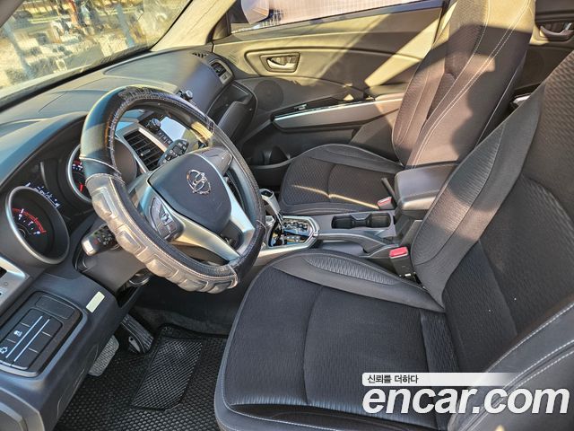 KG Mobility (SsangYong) Tivoli LX 2WD DLX 2017 — фото 9