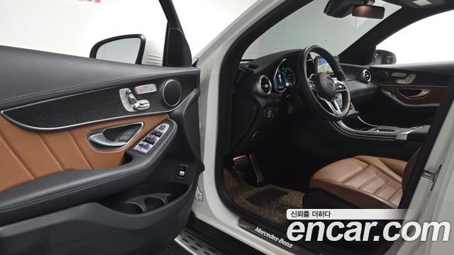 Mercedes-Benz GLC-Class (X253) GCL300 4MATIC Coupe 2023 — фото 10