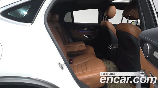 Mercedes-Benz GLC-Class (X253) GCL300 4MATIC Coupe 2023 — фото 11