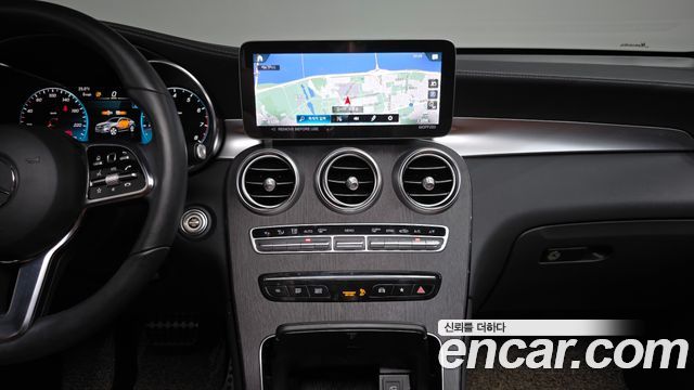 Mercedes-Benz GLC-Class (X253) GCL300 4MATIC Coupe 2023 — фото 14
