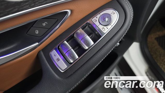 Mercedes-Benz GLC-Class (X253) GCL300 4MATIC Coupe 2023 — фото 35