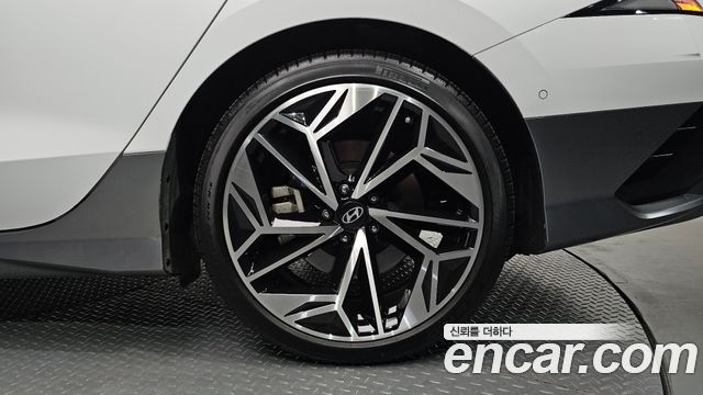 Hyundai Ioniq 6 Long Range AWD Prestige 2025 — фото 21