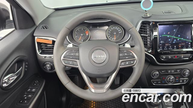 Jeep Cherokee (KL) 2.4 Limited AWD 2022 — фото 13