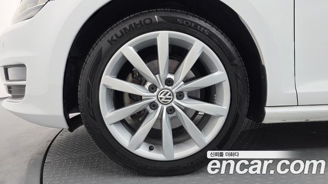 Volkswagen Golf (VII) 2.0 TDI 2015 — фото 5
