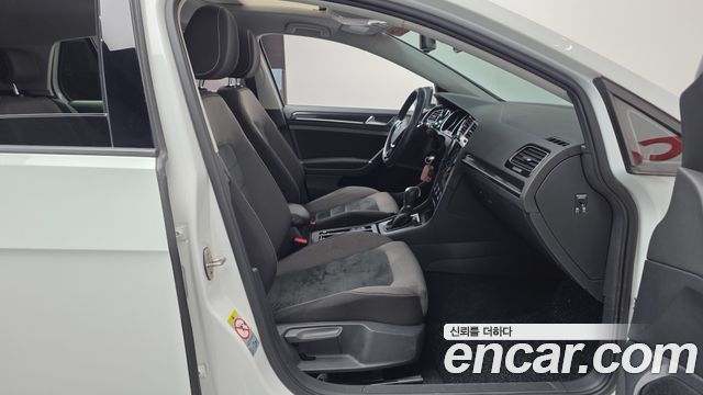 Volkswagen Golf (VII) 2.0 TDI 2015 — фото 11
