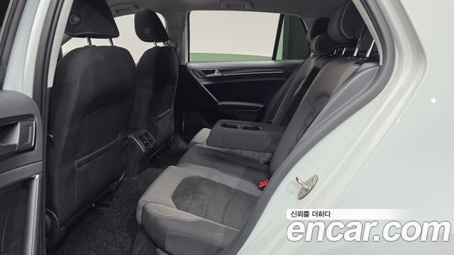 Volkswagen Golf (VII) 2.0 TDI 2015 — фото 12