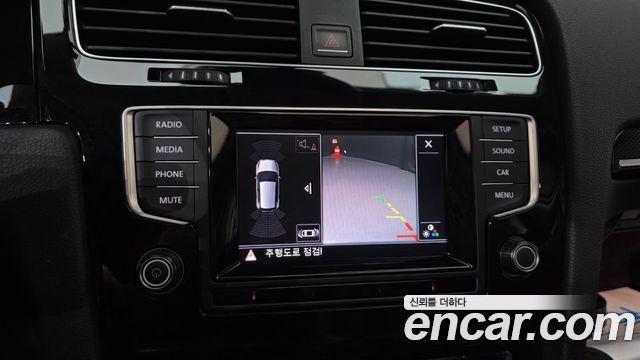 Volkswagen Golf (VII) 2.0 TDI 2015 — фото 15