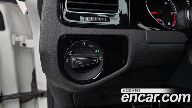 Volkswagen Golf (VII) 2.0 TDI 2015 — фото 19