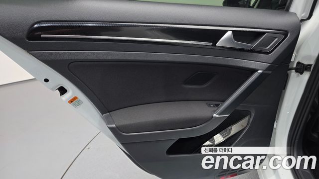 Volkswagen Golf (VII) 2.0 TDI 2015 — фото 25