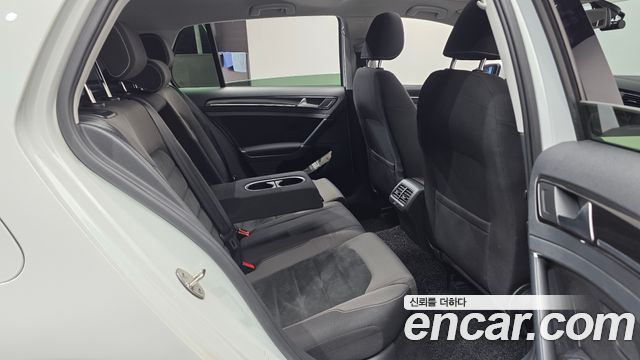 Volkswagen Golf (VII) 2.0 TDI 2015 — фото 26