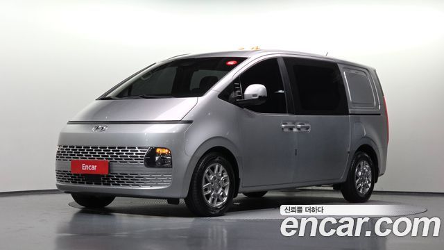 Hyundai Staria Cargo 5-Seater Modern 2022 — фото 1