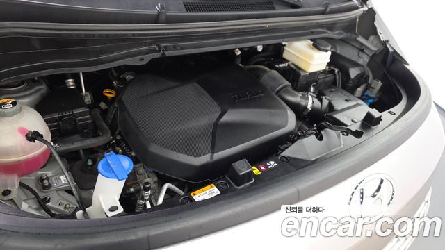 Hyundai Staria Cargo 5-Seater Modern 2022 — фото 6