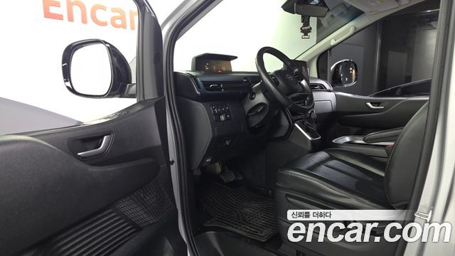 Hyundai Staria Cargo 5-Seater Modern 2022 — фото 10