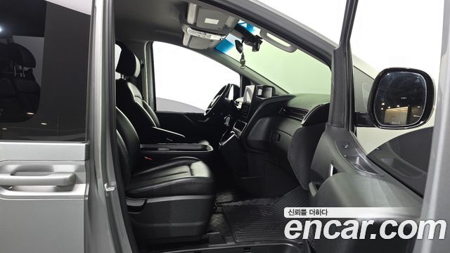 Hyundai Staria Cargo 5-Seater Modern 2022 — фото 11