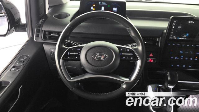 Hyundai Staria Cargo 5-Seater Modern 2022 — фото 14