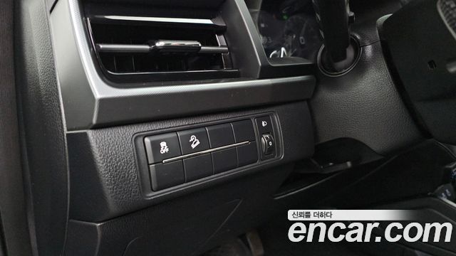 KG Mobility (SsangYong) Rexton Sports Diesel 2.2 2WD Prestige 2024 — фото 19