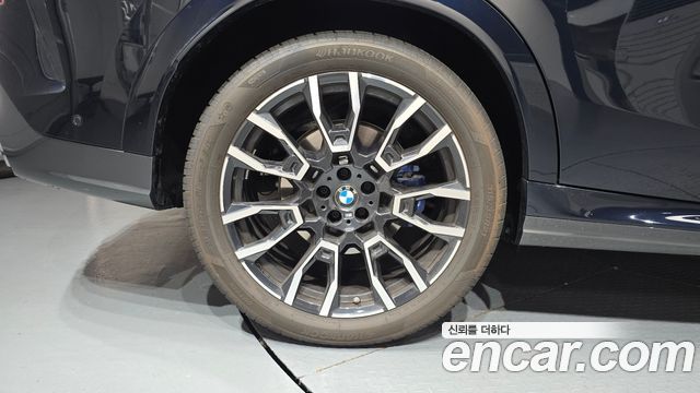BMW X6 (G06) xDrive40i M Sport 2025 — фото 5