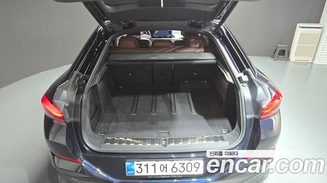BMW X6 (G06) xDrive40i M Sport 2025 — фото 17