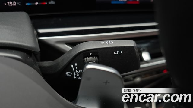 BMW X6 (G06) xDrive40i M Sport 2025 — фото 19