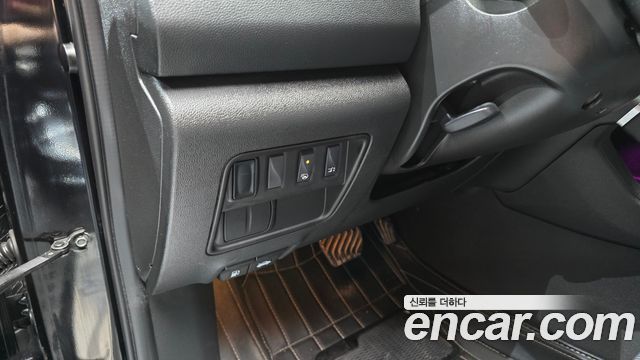 Renault Korea QM6 Gasoline 2WD RE Signature 2019 — фото 18