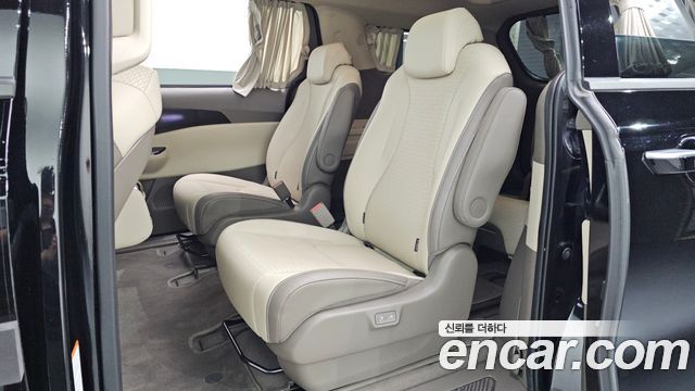Kia Carnival (IV) Gasoline 9-Seater Hi-Limousine Signature 2023 — фото 12