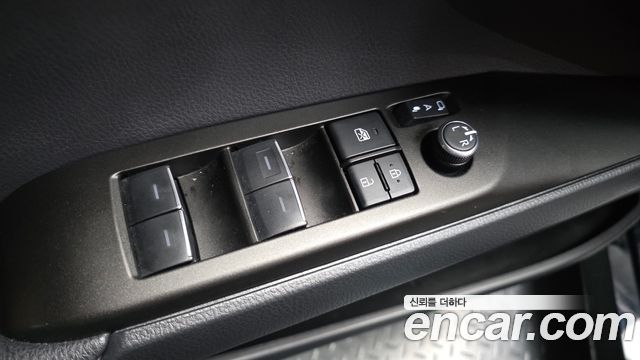 Toyota Camry (XV80) 2.5 XLE Hybrid 2025 — фото 29