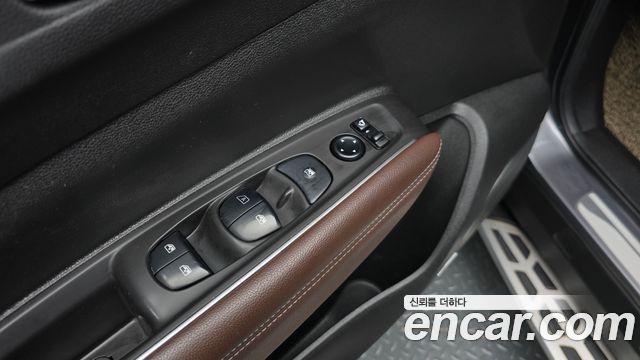 Renault Korea QM6 Gasoline 2WD RE Signature 2019 — фото 15
