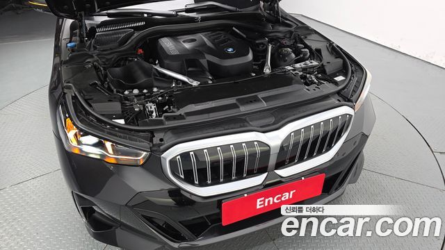 BMW 5 Series (G60) 530i xDrive M Sport 2024 — фото 6